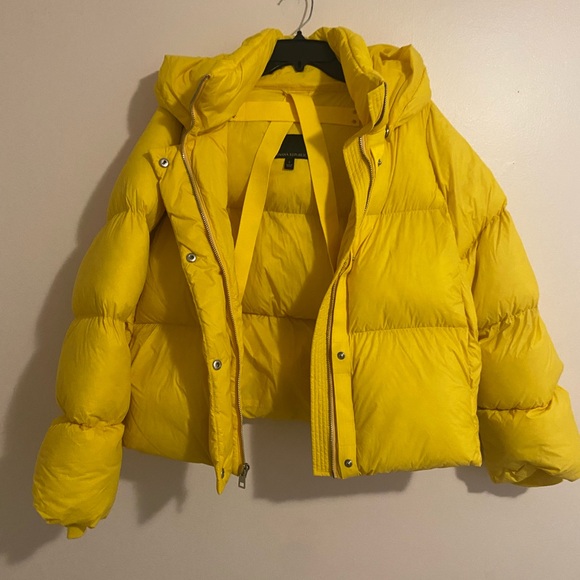 Banana Republic Bright Yellow Puffer Jacket - Picture 1 of 9